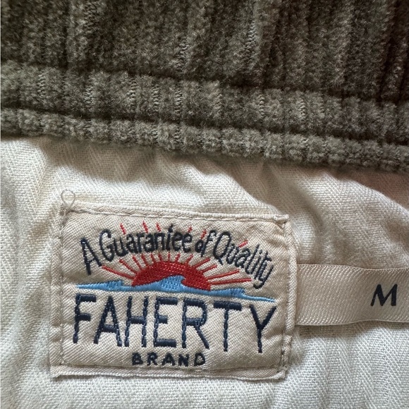 NEW FAHERTY essential italian knit cord short - Picture 6 of 8